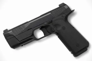Hudson MFG H9: Yes It's Worth The Money 2 Hudson Mfg H9, it's worth it. Innovative hanbdgun design.