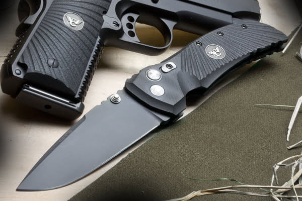 What is the best pocket knife to go with your EDC handgun? Here are our favorite pocket knives and where to buy them.