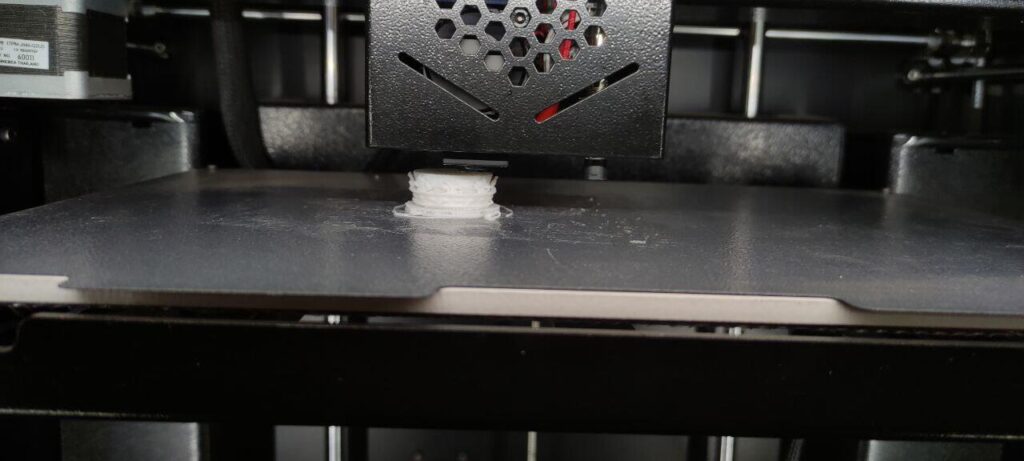 3D Printed Guns (2026): Complete Guide to Laws, Tech & History 5 FDM 3D printer producing an object layer by layer — the consumer technology underlying every practical 3D printed firearm design