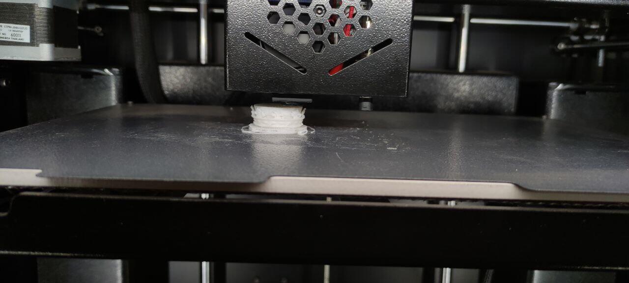 FDM 3D printer producing an object layer by layer — the consumer technology underlying every practical 3D printed firearm design
