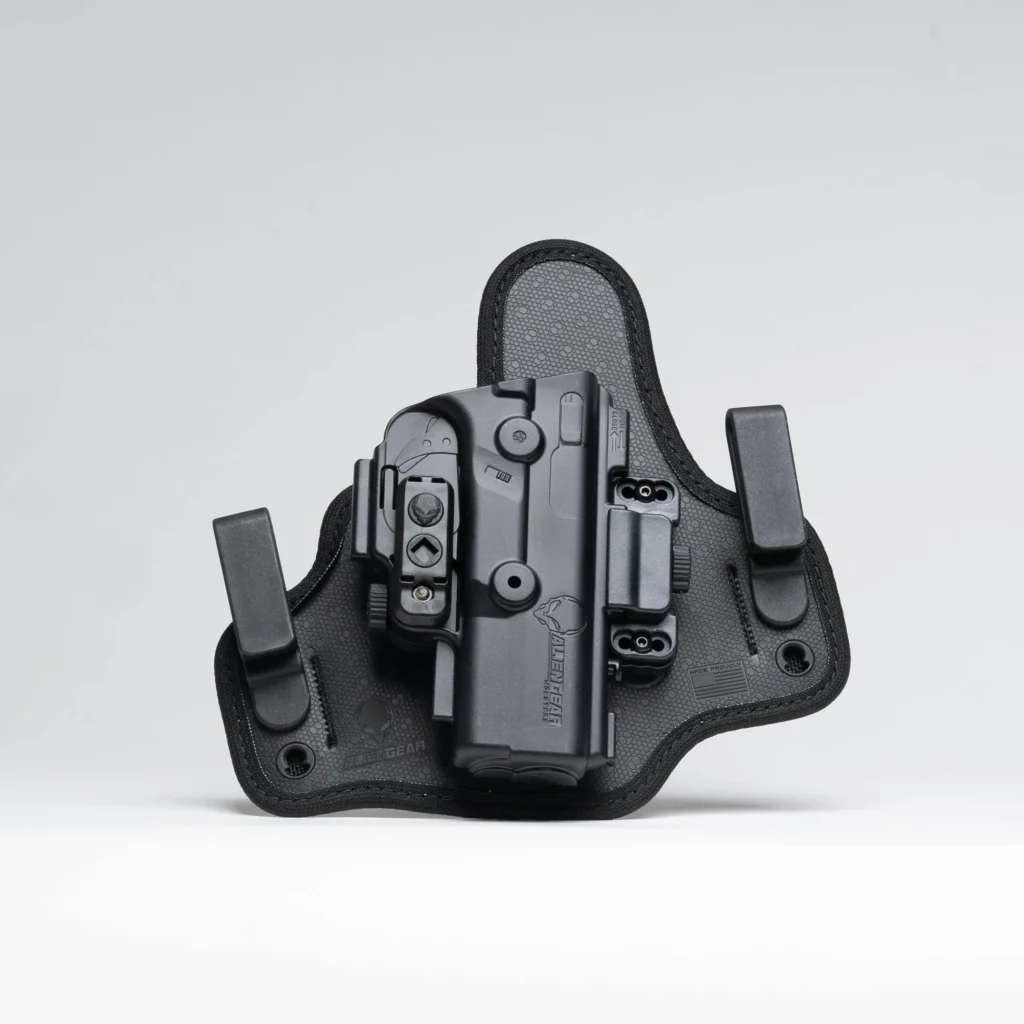 7 Best Glock Holsters for Concealed Carry and Duty Use (2026) 15 Alien Gear Shapeshift holster