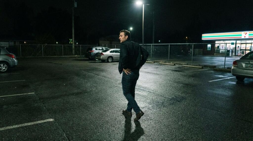 Situational Awareness for Concealed Carriers: How to See Threats First (2026) 6 Parking Lot awareness