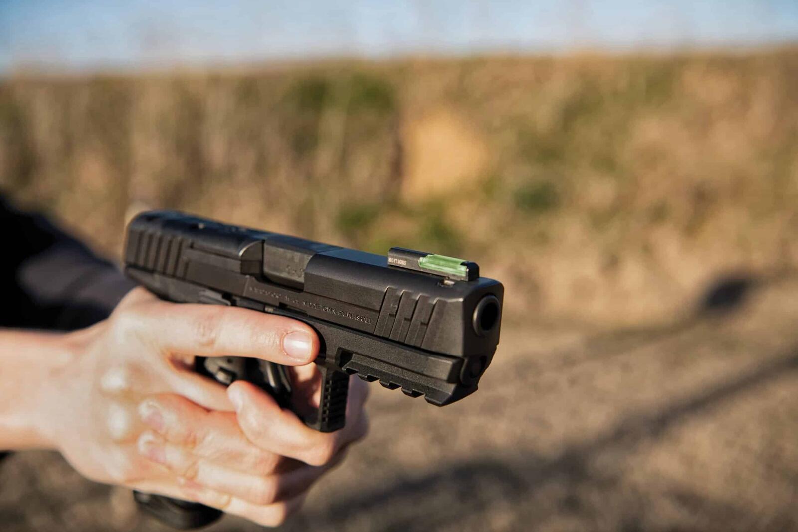 Best Night Sights for Concealed Carry Pistols (2026) 14 Meprolight FT Bullseye tritium fiber optic rear sight