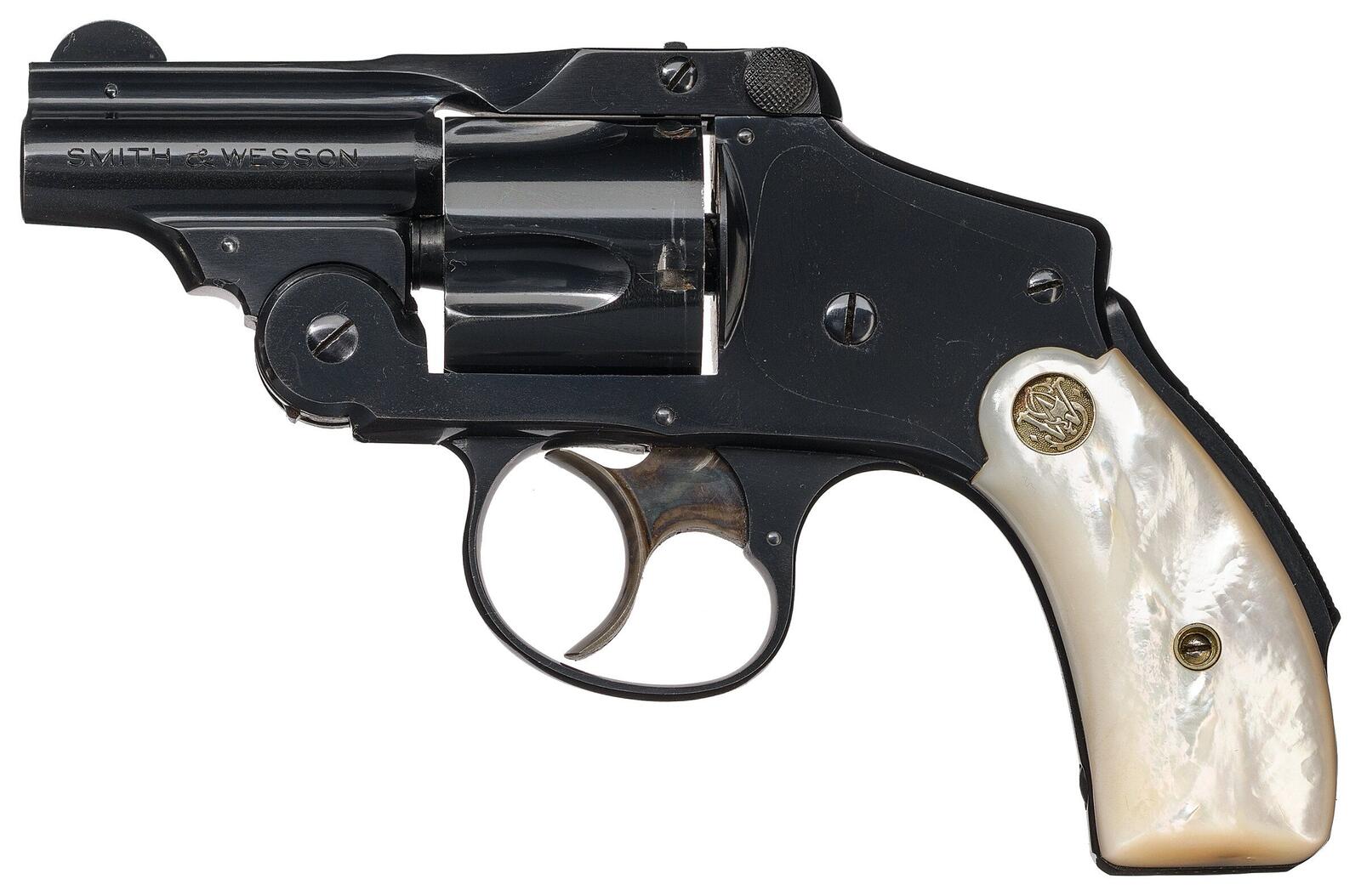 The Guns of Pulp Fiction (1994): Every Weapon Identified 29 Smith Wesson Model 40 Centennial hammerless .38 Special revolver used by Honey Bunny Amanda Plummer in Pulp Fiction