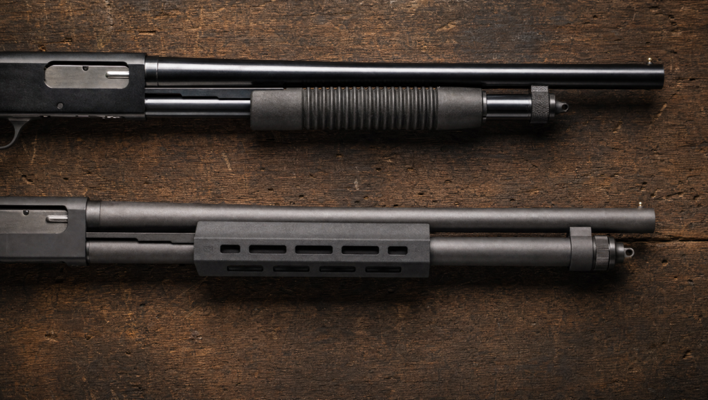 Mossberg 500 vs 590 (2026): Which Pump Shotgun Should You Actually Buy? 5 Macro detail comparison of Mossberg 500 closed magazine tube versus Mossberg 590A1 open-ended magazine tube with M-LOK handguard