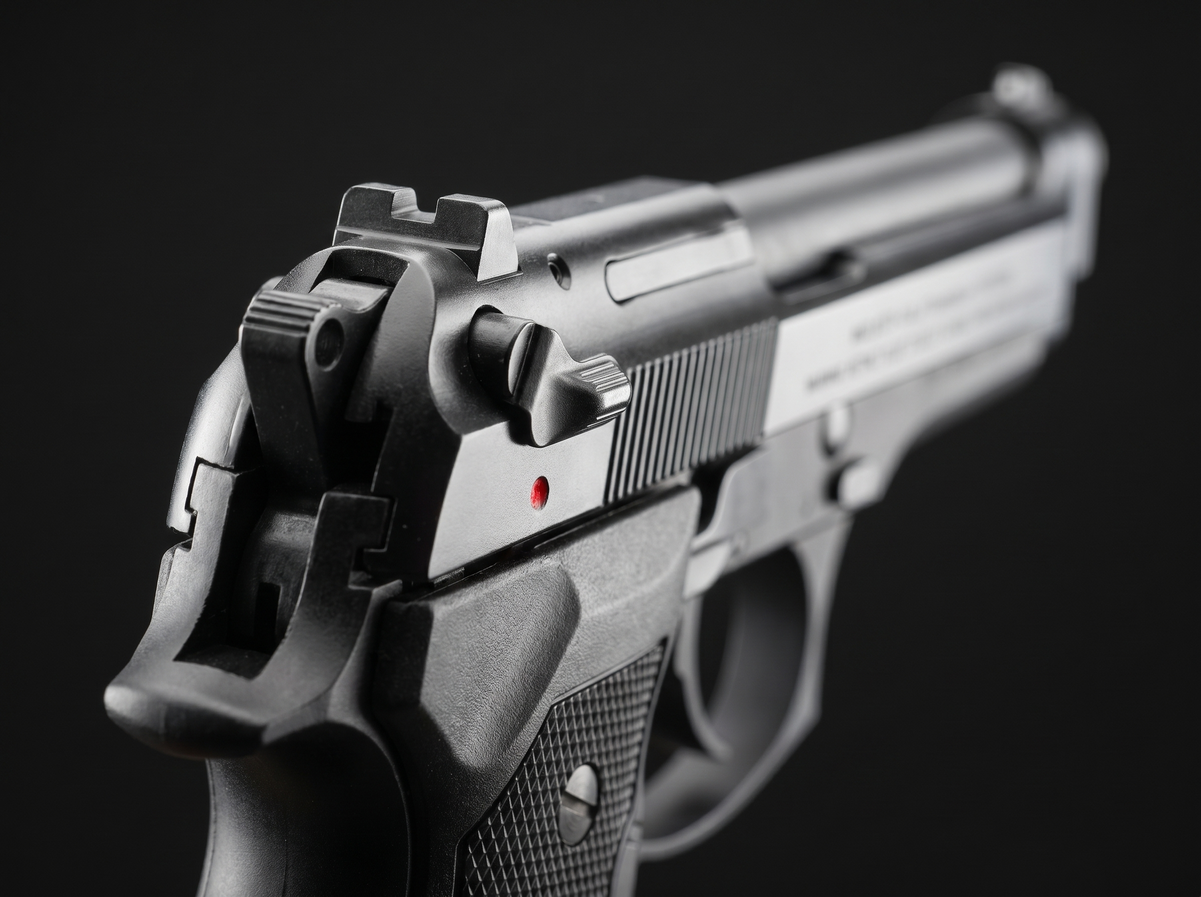 Beretta 92FS Review: 1,000 Rounds with the Wonder Nine (2026) 5 Close-up of the Beretta 92FS open-top slide and safety/decocker