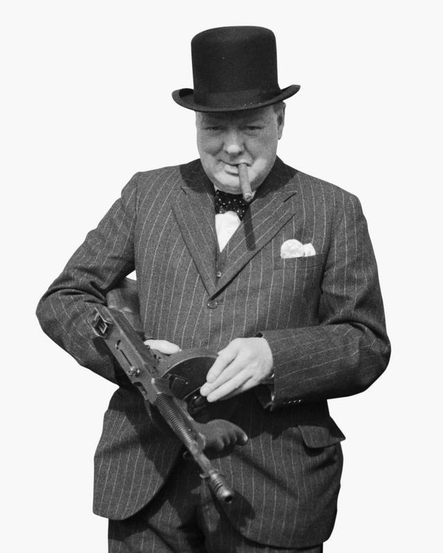 8 Famous Gun Photos and the Stories Behind Them 5 Churchill with a Tommy gun, July 1940. German propaganda called him a gangster.