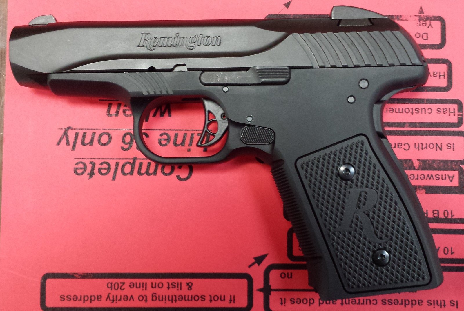 10 Guns That Failed Spectacularly (Historyx27s Most Lovable Flops) 7 The 2014 Remington R51 pistol