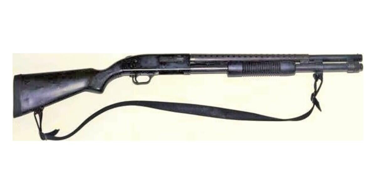 Mossberg 590 pump-action shotgun