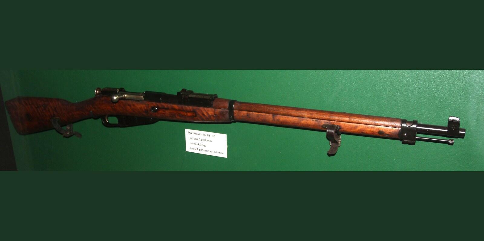 Finnish Civil Guard M/28-30 Pystykorva rifle, a Mosin-Nagant variant with iron sights, on museum display