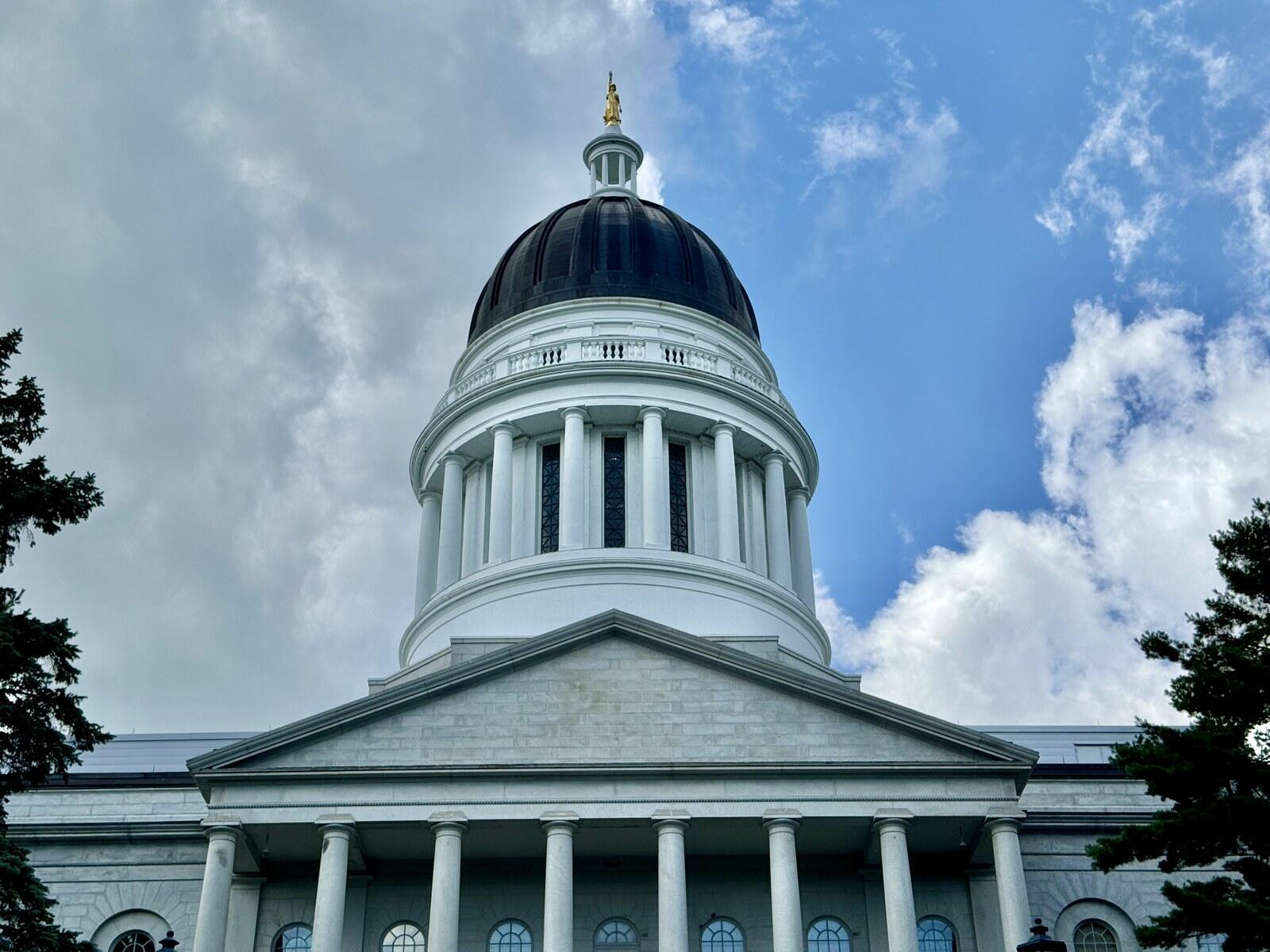 Dome and portico of the Maine State House in Augusta, where the 72-hour waiting period law was passed