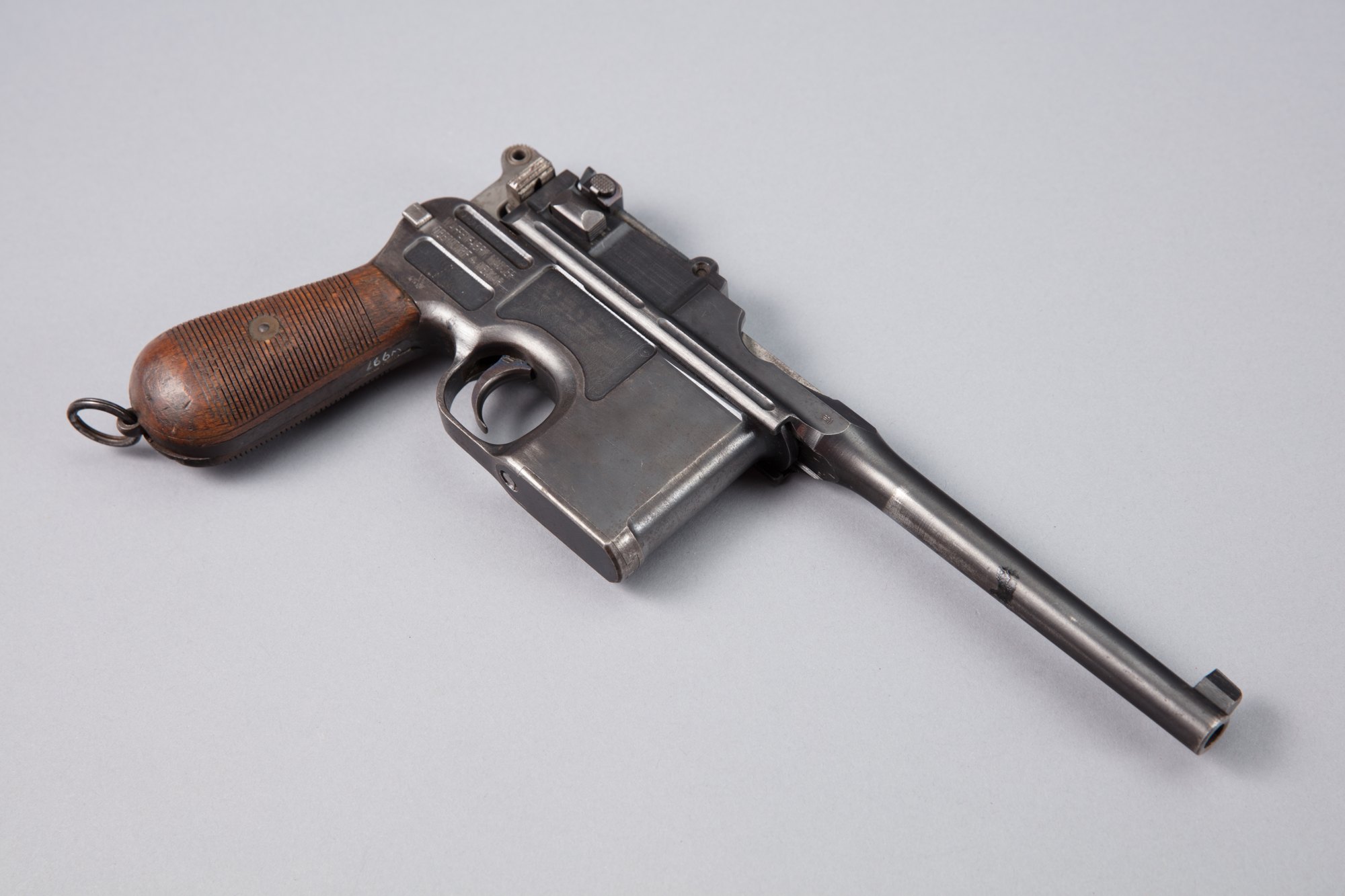 Mauser C96 in 7.63 mm showing the Oberndorf roll mark, small ring hammer and adjustable rear sight