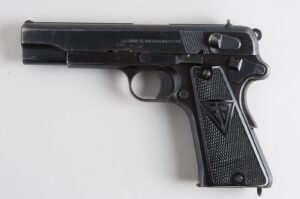Polish Radom VIS 35 9mm pistol, left side