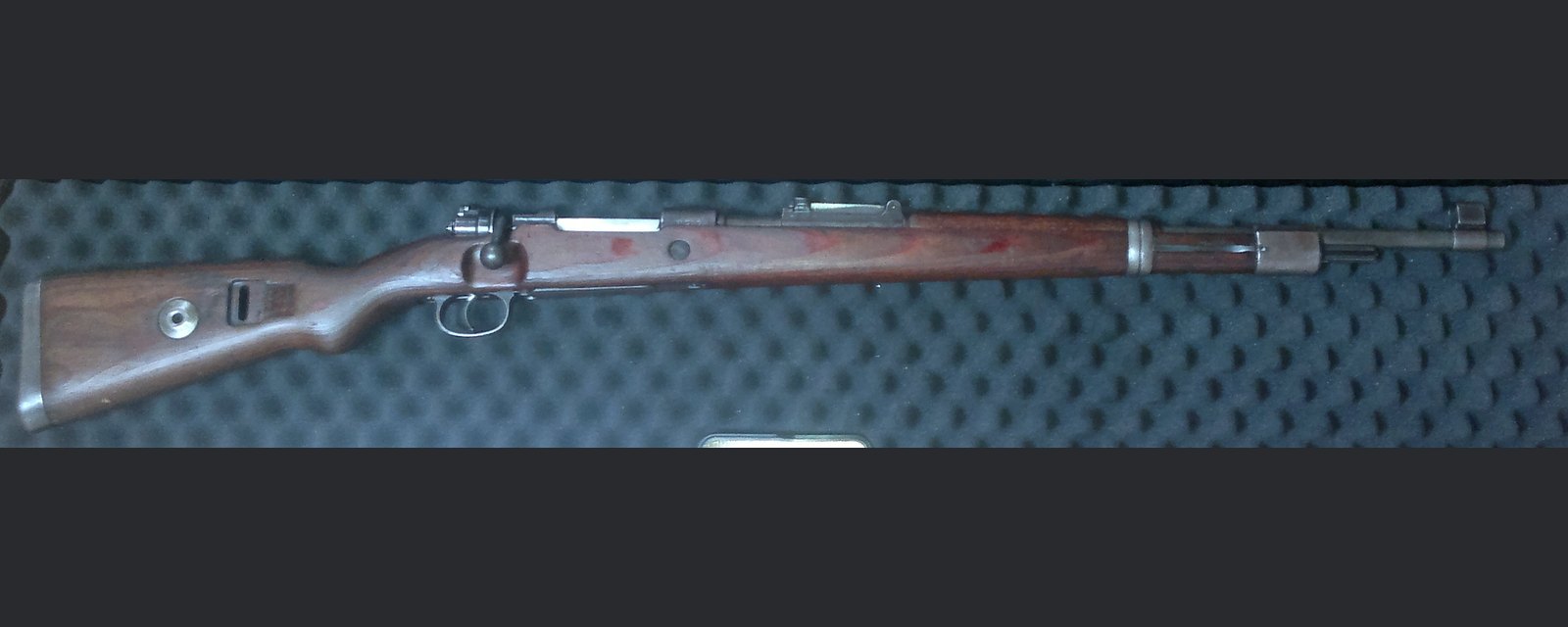 German Karabiner 98k refurbished in Yugoslavia by Zastava (Preduzece 44), known as the M98/48, in a foam-lined case