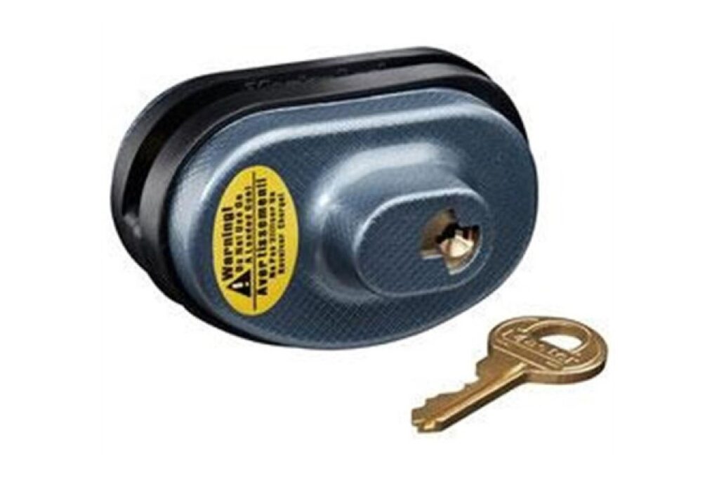 Master Lock 90DSPT keyed trigger lock in blue with key