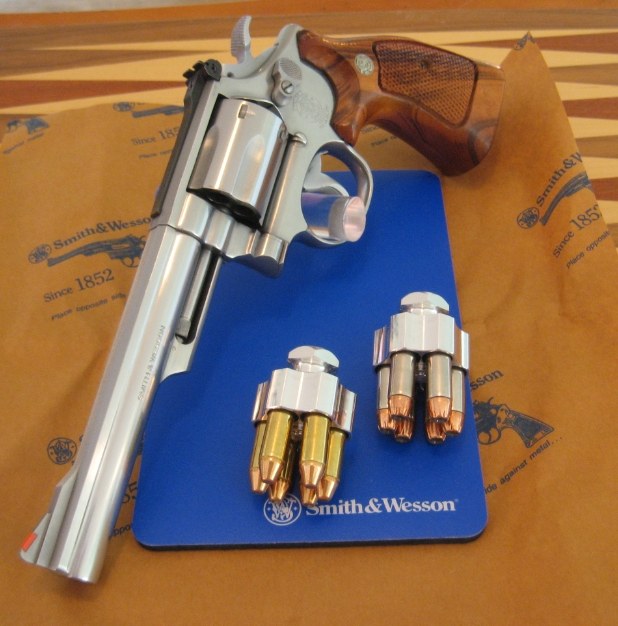 Stainless Smith and Wesson Model 66-2 .357 revolver with 6-inch barrel and two speedloaders