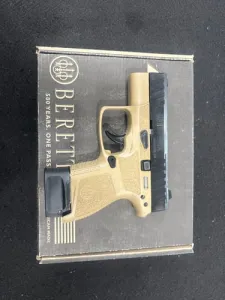 BERETTA USA APX A1 CARRY