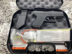 1911 vs Glock: Which Pistol Should You Buy? (2026) 35 GLOCK G42