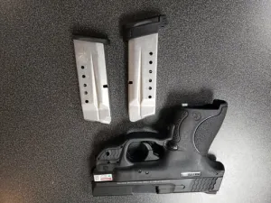 SMITH & WESSON M&P9 SHIELD